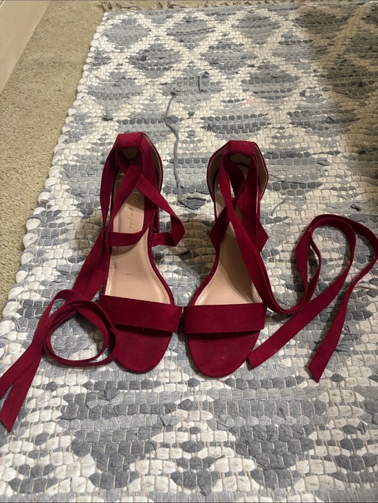 Shoes - Maroon wrap heels